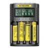 ⁦מטען USB לארבע סוללות Nitecore UM4⁩ – תמונה ⁦2⁩